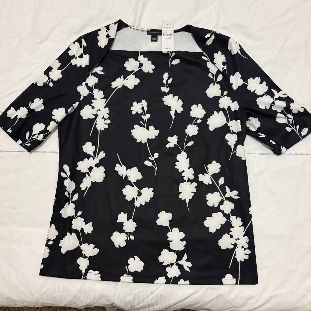 LOFT silky blouse - size L